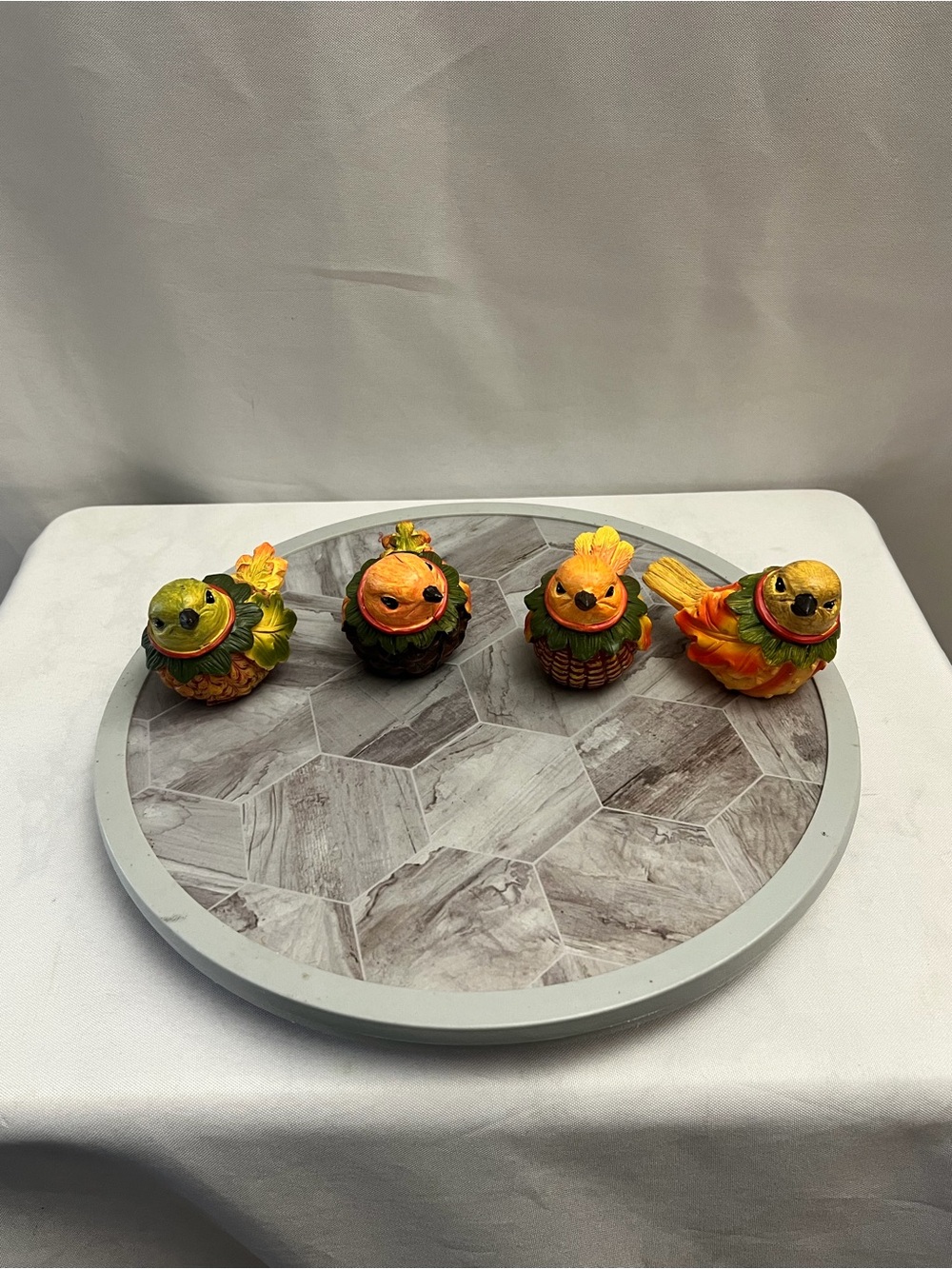 Set Of 4 Fall Harvest Decorative Bird Figurines Autumn Leaves Pinecone Resin
